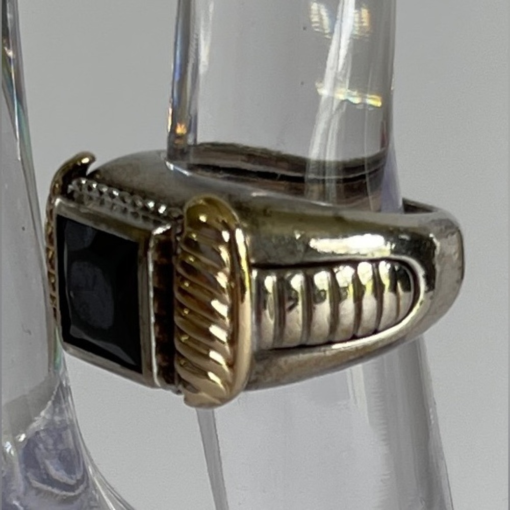 Women’s Caerleon Silver and Gold Ring with Interchangeable Gemstones. - Picture 3 of 16